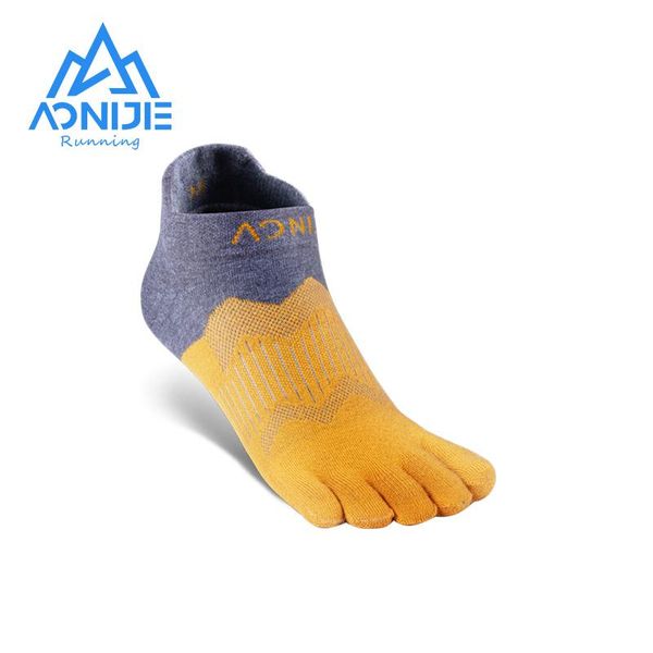 sports socks aonijie e4810 run toe women men dry quick five low cut toesocks for running ultra marathon race trail, Black
sports socks aonijie e4810 run toe women men dry quick five low cut toesocks for running ultra marathon race trail, Black