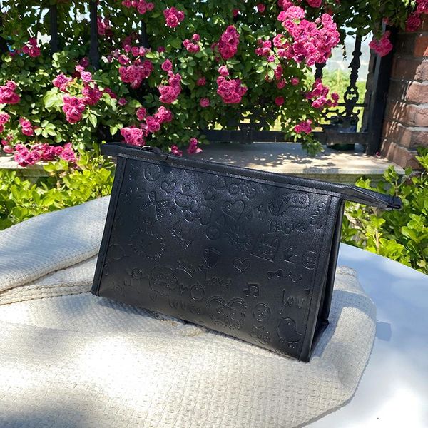 cosmetic bags & cases 2021 women lovely casual travel portable storage handbags makeup bag toiletry pu pouch embossed clutch
cosmetic bags & cases 2021 women lovely casual travel portable storage handbags makeup bag toiletry pu pouch embossed clutch
