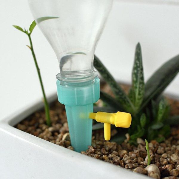 watering equipments automatic irrigation tool adjustable water flow dripper spikes flower plant garden supplies useful self-watering device
watering equipments automatic irrigation tool adjustable water flow dripper spikes flower plant garden supplies useful self-watering device