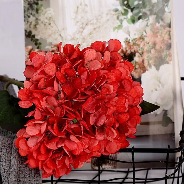 decorative flowers & wreaths zhongzhi hydrangea handmade simulation flower wedding fake holding home decoration plant
decorative flowers & wreaths zhongzhi hydrangea handmade simulation flower wedding fake holding home decoration plant