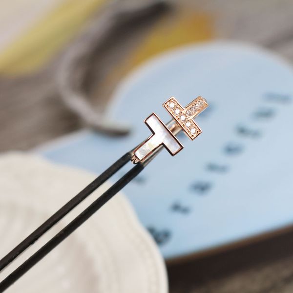 jewelry s925 sterling sier double t simple fashion opening single side white shell t-shaped female ring, Silver
jewelry s925 sterling sier double t simple fashion opening single side white shell t-shaped female ring, Silver