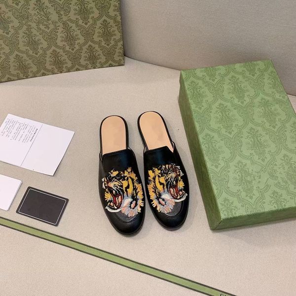 designer sandals slipper flip flop woman designers girl half drag step on classic comfortable allmatch cowhide velvet leather outsole size34, Black
designer sandals slipper flip flop woman designers girl half drag step on classic comfortable allmatch cowhide velvet leather outsole size34, Black