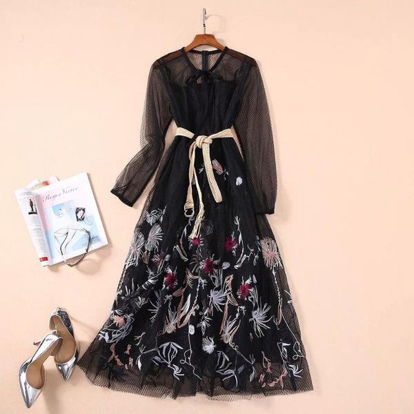 casual dresses european and american women's for spring 2021 long-sleeved round collar net yarn embroidery fashionable dress, Black;gray
casual dresses european and american women's for spring 2021 long-sleeved round collar net yarn embroidery fashionable dress, Black;gray
