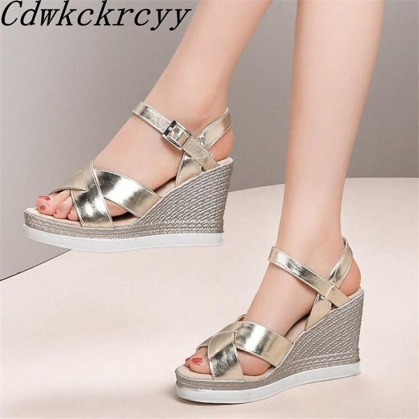 summer pattern fashion simplicity women sandals golden silvery thick bottom slope heel waterproof 34-45, Black
summer pattern fashion simplicity women sandals golden silvery thick bottom slope heel waterproof 34-45, Black