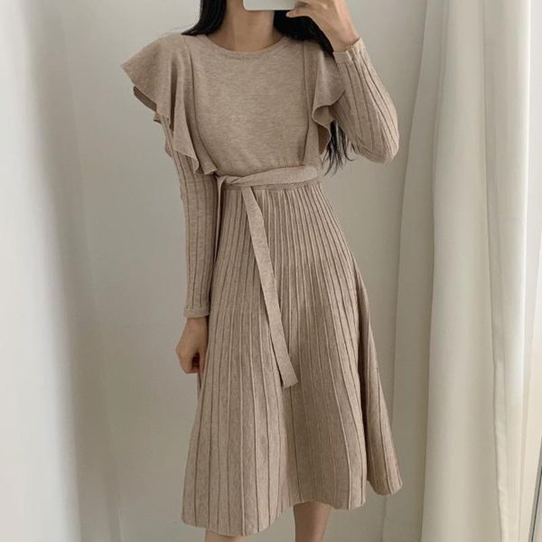 autumn ruffles long-sleeved female knitted sweater dress women lace-up slim waist long christmas casual robe vestidos dresses, Black;gray
autumn ruffles long-sleeved female knitted sweater dress women lace-up slim waist long christmas casual robe vestidos dresses, Black;gray