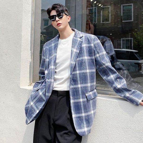male clothing stage fashion show custom suit jacket outerwear men sequins casual loose plaid blazers coat men's suits &, White;black
male clothing stage fashion show custom suit jacket outerwear men sequins casual loose plaid blazers coat men's suits &, White;black