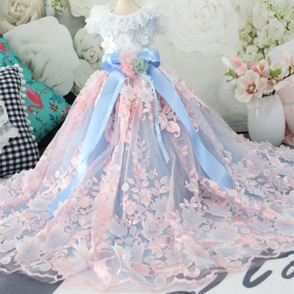 handmade classic beauty dog apparel embroidery skirt lace tailing wedding dress pet clothesfeast evening gown
handmade classic beauty dog apparel embroidery skirt lace tailing wedding dress pet clothesfeast evening gown