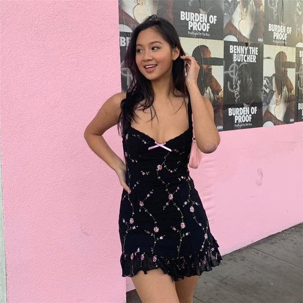 casual dresses floral embroidery mesh dress summer v-beck a-line cami club streetwear ruffles black mini, Black;gray
casual dresses floral embroidery mesh dress summer v-beck a-line cami club streetwear ruffles black mini, Black;gray