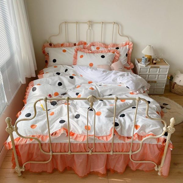 4pcs all cotton pleated lace princess style bedding sets king size duvet cover set bed skirt pillowcase bedclothes
4pcs all cotton pleated lace princess style bedding sets king size duvet cover set bed skirt pillowcase bedclothes