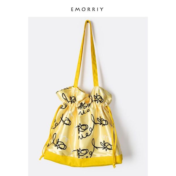 women's bag large-capacity bucket pumping belt a hundred shoulder-length oblique cross-bag handbags women bags shoulder
women's bag large-capacity bucket pumping belt a hundred shoulder-length oblique cross-bag handbags women bags shoulder