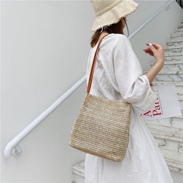 new handbags the same casual woven one shoulder straw bag on official website of south korea factory direct sale
new handbags the same casual woven one shoulder straw bag on official website of south korea factory direct sale