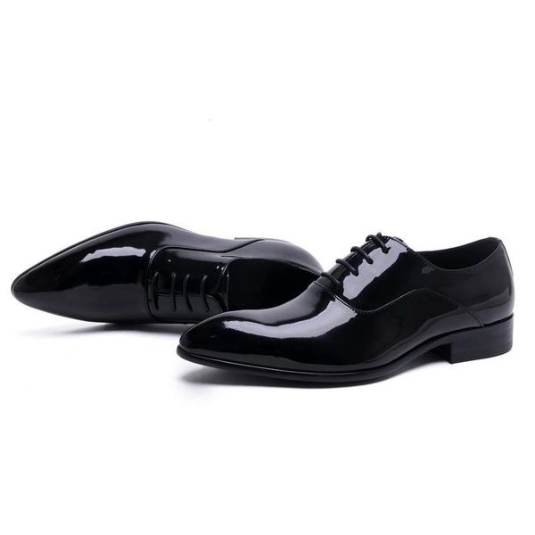 british pointed-toe men's business suit leather shoes, lace-up patent leather, shiny trendy wedding shoes dress, Black
british pointed-toe men's business suit leather shoes, lace-up patent leather, shiny trendy wedding shoes dress, Black