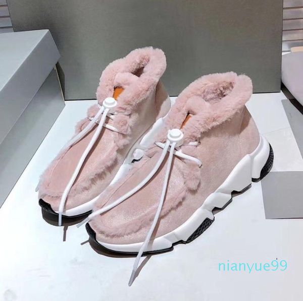 winter snow boots with horsehair hair, Black
winter snow boots with horsehair hair, Black