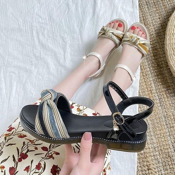 word buckle student sandals female small slope with leaking toe breathable bow shoes women, Black
word buckle student sandals female small slope with leaking toe breathable bow shoes women, Black
