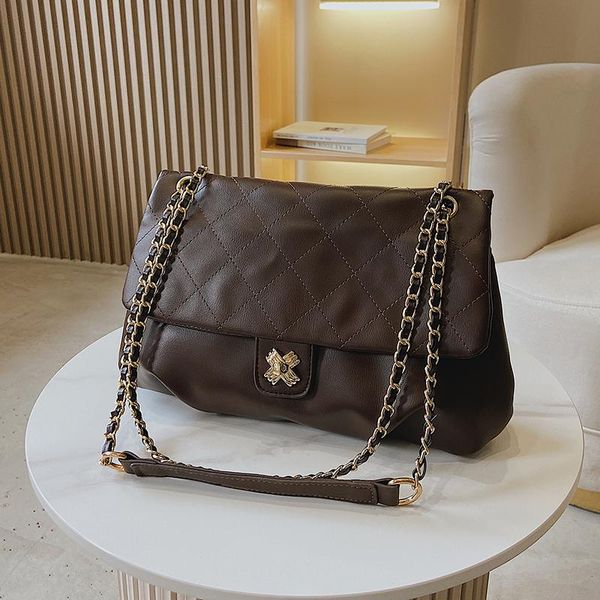 shoulder bags niche design rhombus bag 2021 female autumn messenger fashion square width: 33cm
shoulder bags niche design rhombus bag 2021 female autumn messenger fashion square width: 33cm
