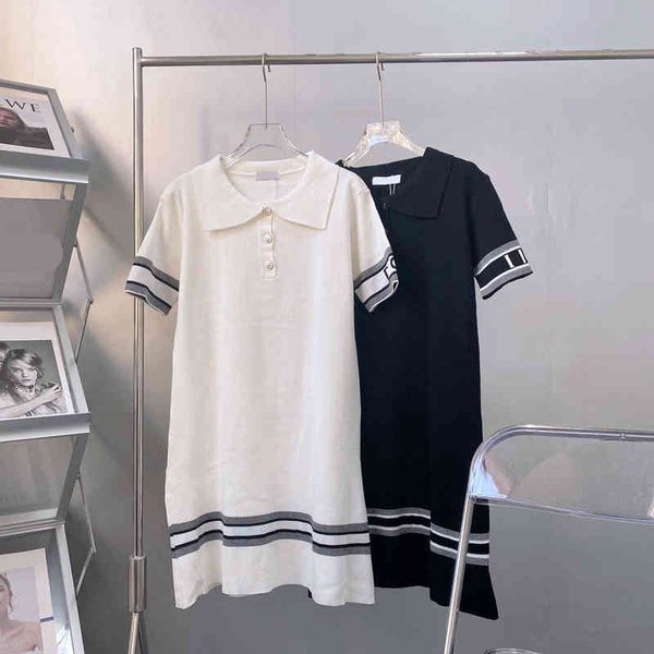 2022 factory wholesale new women's polo skirt lapel slim dress knitted elastic breathable thin cuff jacquard letter, White
2022 factory wholesale new women's polo skirt lapel slim dress knitted elastic breathable thin cuff jacquard letter, White
