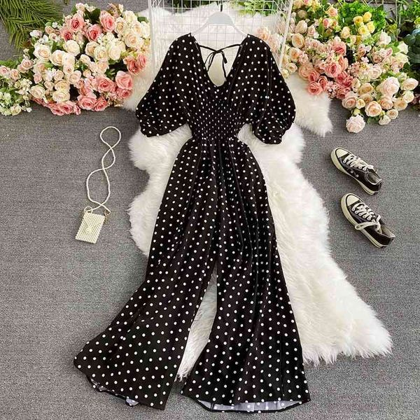rompers autumn polka dot rupture elegant cleavage v puff sleeve short waist high female overalls loose leg long playsuits fashion, Black;white
rompers autumn polka dot rupture elegant cleavage v puff sleeve short waist high female overalls loose leg long playsuits fashion, Black;white
