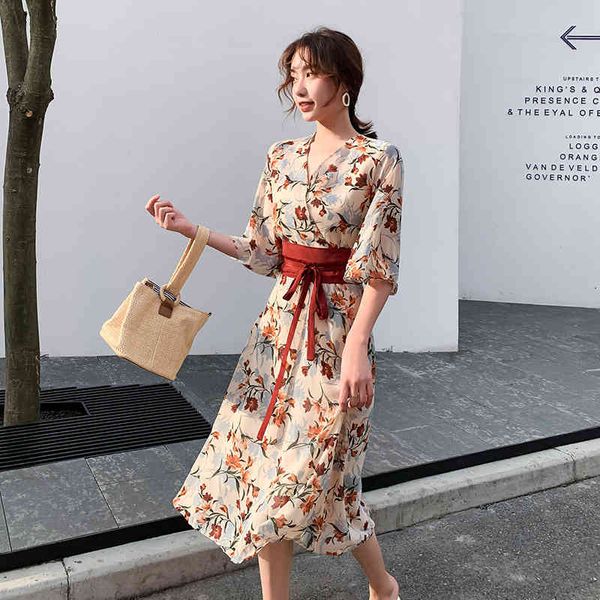 elegant printed belt dress women chiffon long beach dress loose half sleeve v-neck a-line party dress vestidos de fiesta 210416, Black;gray
elegant printed belt dress women chiffon long beach dress loose half sleeve v-neck a-line party dress vestidos de fiesta 210416, Black;gray