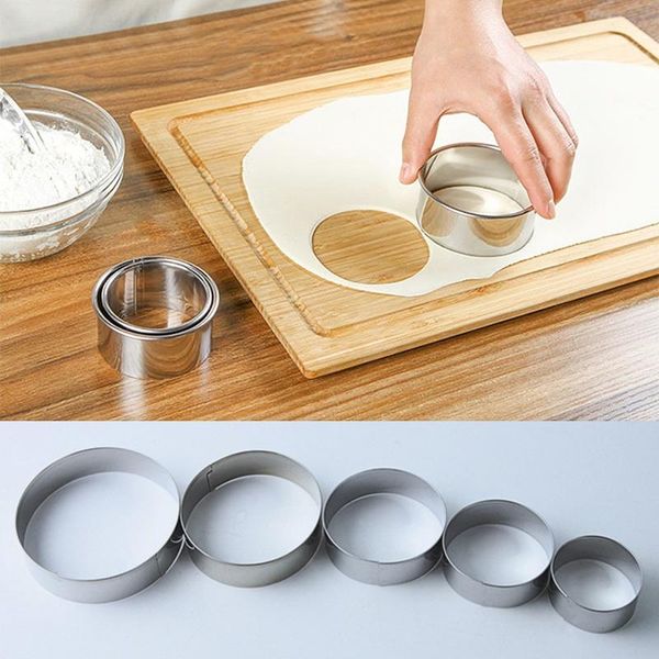 5pcs set graduated size stainless steel round circle biscuit pastry mold diy baking cookie cutter & tools
5pcs set graduated size stainless steel round circle biscuit pastry mold diy baking cookie cutter & tools