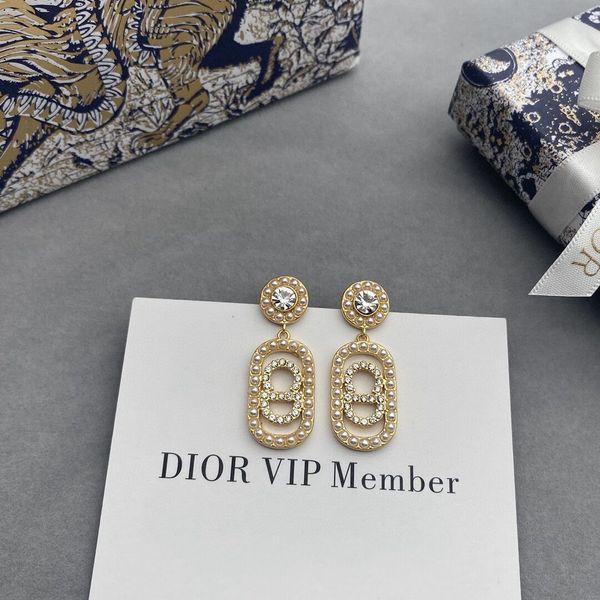 d home 21 new high version fashion temperament small fragrance earrings for women summer autumn cd trend net red earrings accessories, Golden
d home 21 new high version fashion temperament small fragrance earrings for women summer autumn cd trend net red earrings accessories, Golden