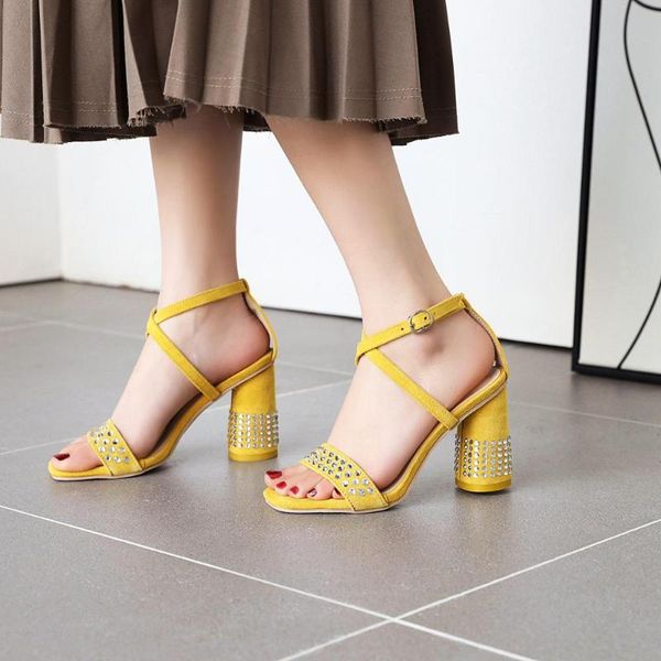 summer drill cross strap dating chunky heels 9.5cm high sandals, Black
summer drill cross strap dating chunky heels 9.5cm high sandals, Black