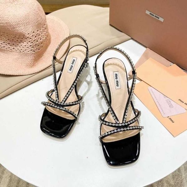 2021 new wedding banquet silver rhinestone sandals fairy wind peep toe low heel women's shoes summer black zlh
2021 new wedding banquet silver rhinestone sandals fairy wind peep toe low heel women's shoes summer black zlh