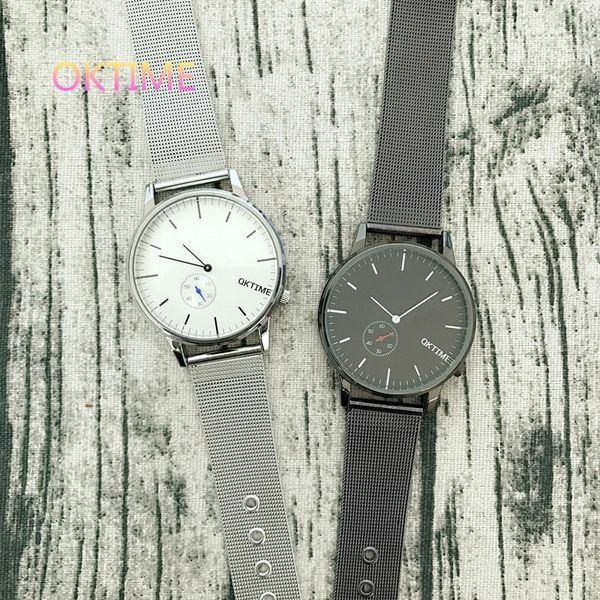 wristwatches 2021 arrival fashion brand black round dial really pin two needle half man business quartz watches men casual watch, Slivery;brown
wristwatches 2021 arrival fashion brand black round dial really pin two needle half man business quartz watches men casual watch, Slivery;brown