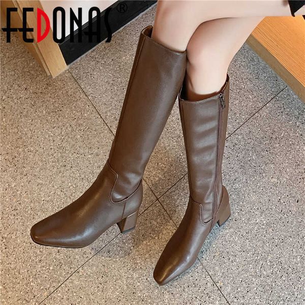 fashion booties woman high boots fall winter side zipper knee wedding party thuick heels tight 210528, Black
fashion booties woman high boots fall winter side zipper knee wedding party thuick heels tight 210528, Black