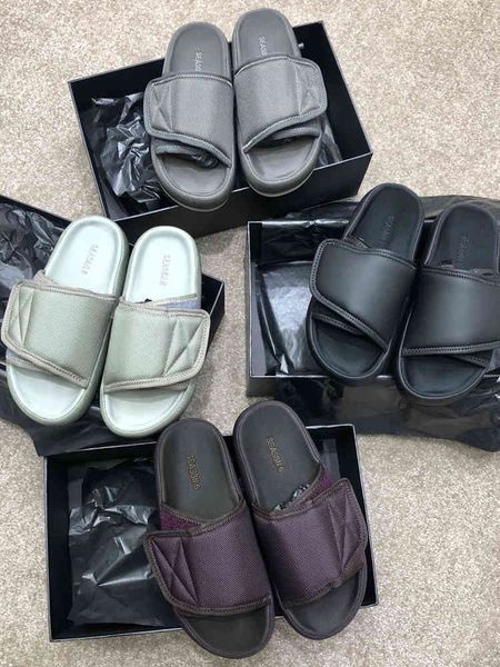 diao / dio coconut bread slippers men kany net red canvas thick bottom sandals zlh, Black
diao / dio coconut bread slippers men kany net red canvas thick bottom sandals zlh, Black