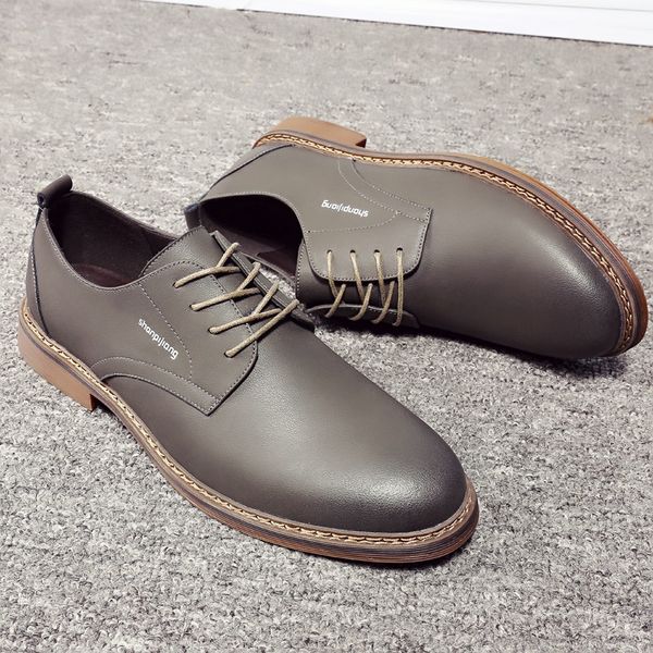 no box 2021 china good quality mens dress shoes for men casual designer leather shoe british style large size euro 37-44, Black
no box 2021 china good quality mens dress shoes for men casual designer leather shoe british style large size euro 37-44, Black