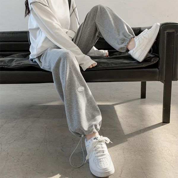 gray athletic pants female loose beam foot autumn & winter high-waisted drape slimming straight wide-leg casual sweatpants ins f women', Black;white
gray athletic pants female loose beam foot autumn & winter high-waisted drape slimming straight wide-leg casual sweatpants ins f women', Black;white