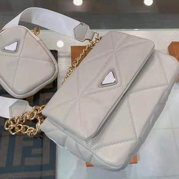 all-match crossbody belt bags three-in-one brand designer fashion lady metal hand chain leather handbag 2021 nylon hobo bag
all-match crossbody belt bags three-in-one brand designer fashion lady metal hand chain leather handbag 2021 nylon hobo bag