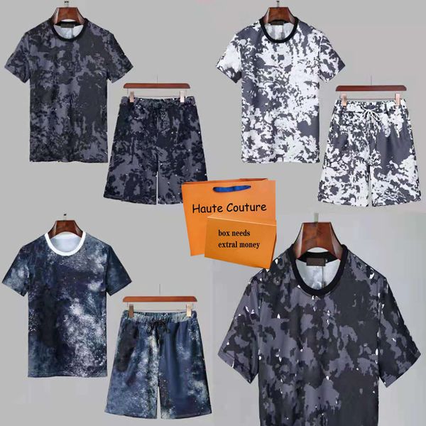 men tracksuits tie-dye short sleeves t-shirts+drawstring shorts designers letter printing good quality fashion suits -3xl, Gray
men tracksuits tie-dye short sleeves t-shirts+drawstring shorts designers letter printing good quality fashion suits -3xl, Gray