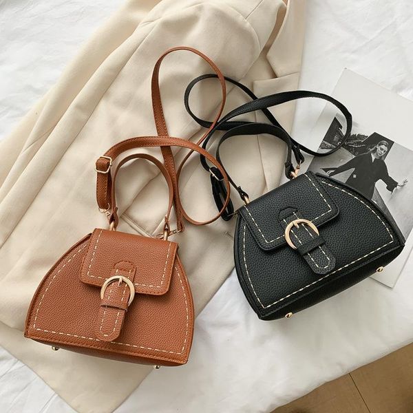 evening bags fashion women's bag one shoulder retro street metal magnetic buckle small square diagonal handbag1
evening bags fashion women's bag one shoulder retro street metal magnetic buckle small square diagonal handbag1