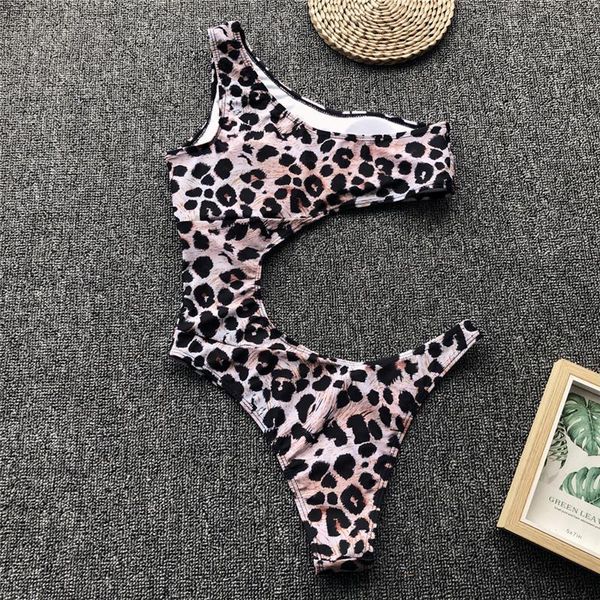 one-piece suits women leopard swimsuit one piece bodysuit monokinis femme padded one-shoulder hollow beach maillot de bain sports
one-piece suits women leopard swimsuit one piece bodysuit monokinis femme padded one-shoulder hollow beach maillot de bain sports