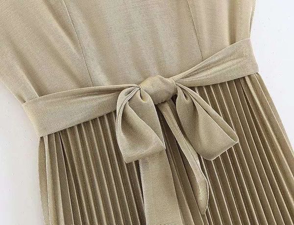 ins casual dresses summer style design v-neck hem pleated lace up sleeveless dress, Black;gray
ins casual dresses summer style design v-neck hem pleated lace up sleeveless dress, Black;gray