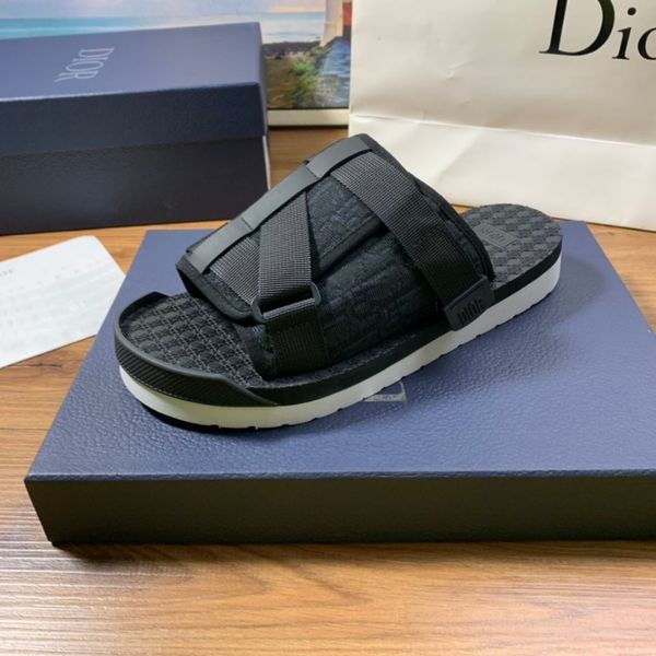 europe station beach shoes 2021 summer new men sandals young fashion trend slippers men god first choice, Black
europe station beach shoes 2021 summer new men sandals young fashion trend slippers men god first choice, Black