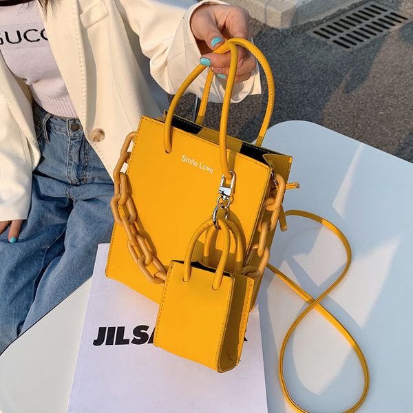 2021 designer luxury pu leather women's handbag pattern one shoulder messenger bag fashion
2021 designer luxury pu leather women's handbag pattern one shoulder messenger bag fashion