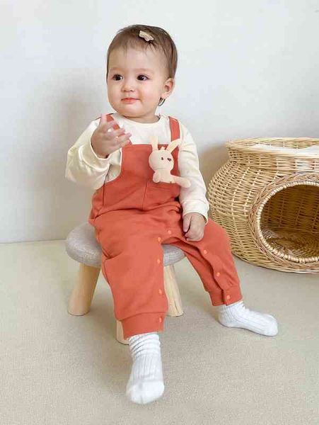 peninsula baby kangaroo pocket colorblock jumpsuit with toy she, Blue
peninsula baby kangaroo pocket colorblock jumpsuit with toy she, Blue