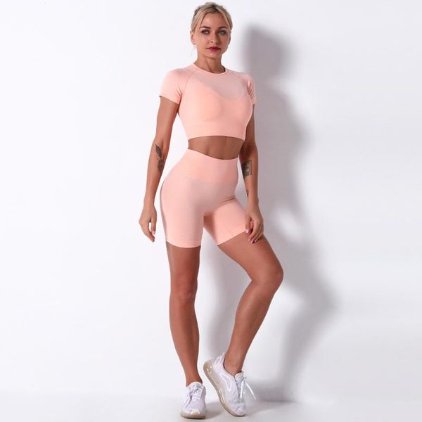 yoga outfit wilk dress tight buttock seamless pants leggings sports fitness set suit with short sleeves
yoga outfit wilk dress tight buttock seamless pants leggings sports fitness set suit with short sleeves