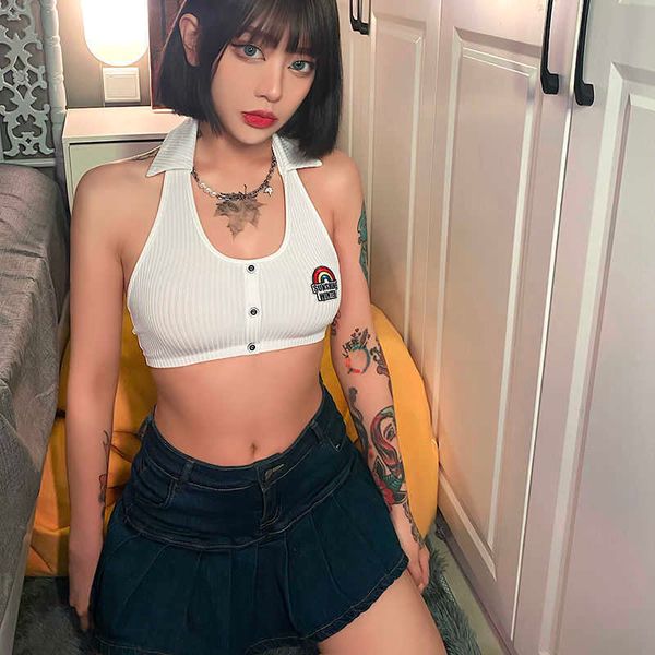 2021 spring and summer new spice girl heart hanging neck open back short vest women's design sense bottomed suspender top, White
2021 spring and summer new spice girl heart hanging neck open back short vest women's design sense bottomed suspender top, White