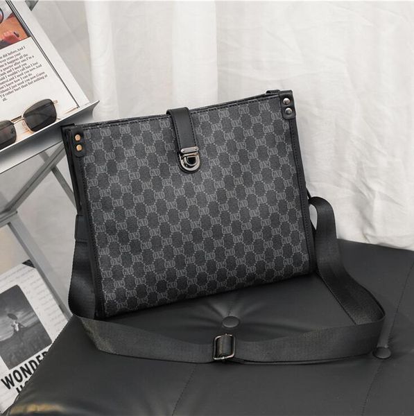 factory wholesale men handbag retro crazy horse leather leisure briefcase black joker leathers handbags personalized trend printing business
factory wholesale men handbag retro crazy horse leather leisure briefcase black joker leathers handbags personalized trend printing business