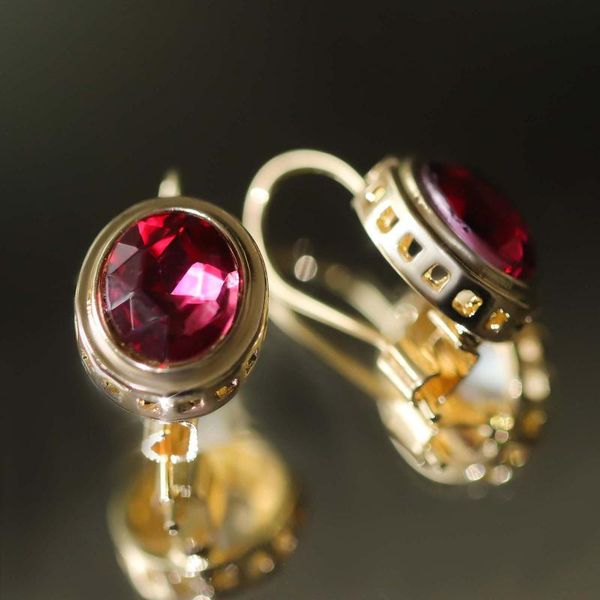 hoop & huggie european and american earrings exaggerated temperament ear clips ladies jewelry geometric crystal heart stud joyerÃa, Golden;silver
hoop & huggie european and american earrings exaggerated temperament ear clips ladies jewelry geometric crystal heart stud joyerÃa, Golden;silver