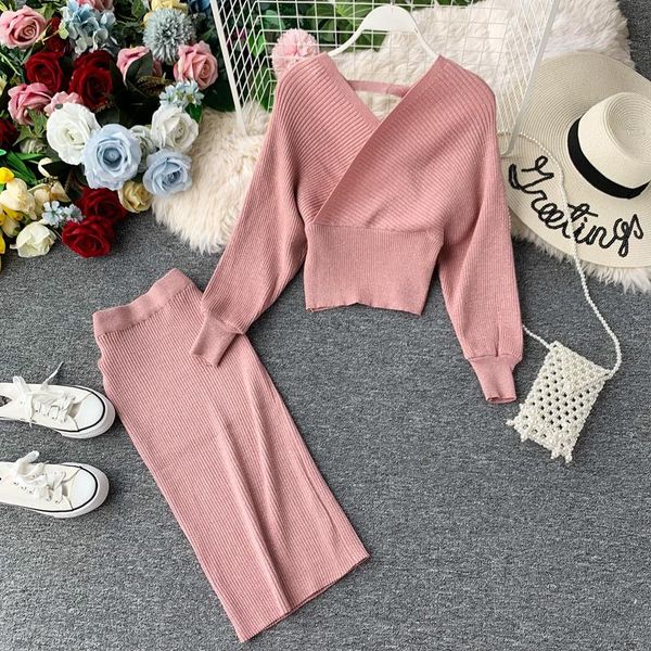 casual dresses two piece set shining high waist dress women autumn winter v neck elegant bodycon fashion knitted female clothing, Black;gray
casual dresses two piece set shining high waist dress women autumn winter v neck elegant bodycon fashion knitted female clothing, Black;gray