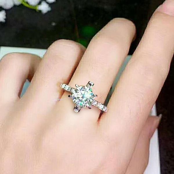 cluster rings huitan big round cubic zirconia women jewelry ring three-dimensional shape design cross paved cz trendy female, Golden;silver
cluster rings huitan big round cubic zirconia women jewelry ring three-dimensional shape design cross paved cz trendy female, Golden;silver