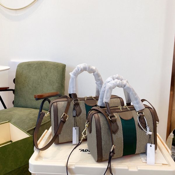 luxury designer handbag ladies pillow tote bags fashion large capacity cross body or shoulder bag genuine leather hand carry wallet backpack
luxury designer handbag ladies pillow tote bags fashion large capacity cross body or shoulder bag genuine leather hand carry wallet backpack