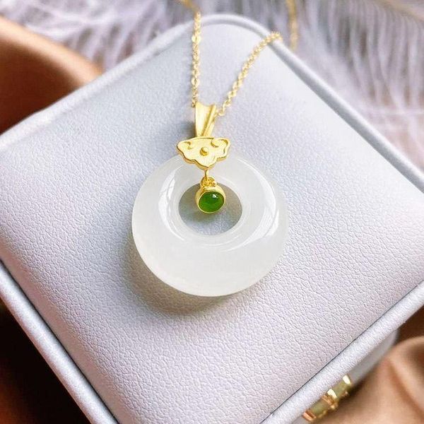 chains s sterling silver inlaid natural hetian jade pendant necklace hollow niche design craftsmanship retro women's brand jewelry
chains s sterling silver inlaid natural hetian jade pendant necklace hollow niche design craftsmanship retro women's brand jewelry