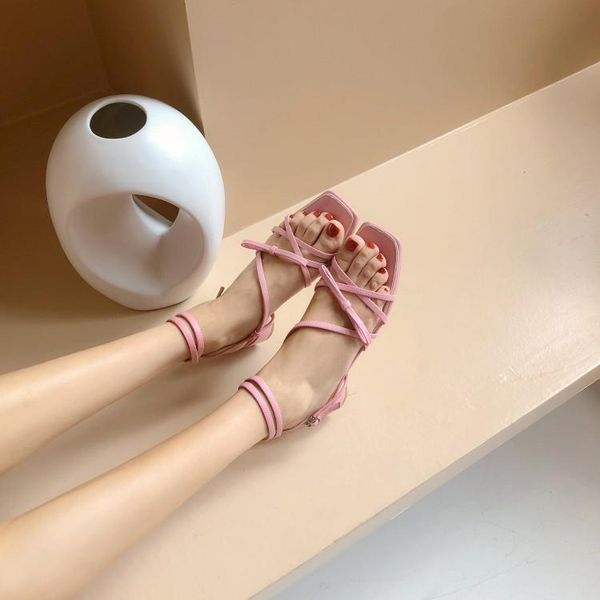 fashionable square sandals candy color women's shoes buckle strap low heel sweet casual, Black
fashionable square sandals candy color women's shoes buckle strap low heel sweet casual, Black