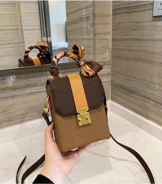 designer cross flip bags mobile brown womens classic print little box ribbon classic handbag dimensional decorated body three bag rectangu 2
designer cross flip bags mobile brown womens classic print little box ribbon classic handbag dimensional decorated body three bag rectangu 2