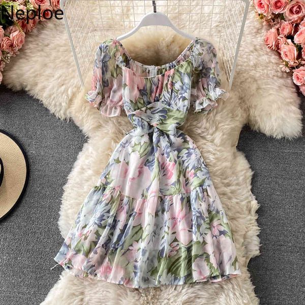 neploe holiday style dress women summer robe bowknot o neck puff sleeve slim vestidos mujer high waist backless sweet dresses 210422, Black;gray
neploe holiday style dress women summer robe bowknot o neck puff sleeve slim vestidos mujer high waist backless sweet dresses 210422, Black;gray